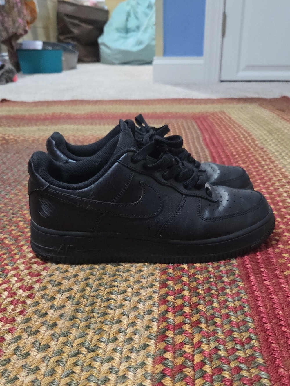 Nike Kids' Black Low-Top Sneakers